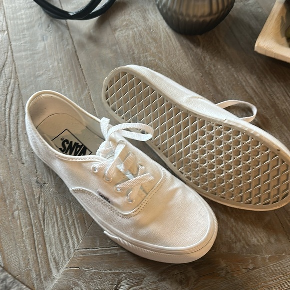 White Vans - Picture 8 of 8